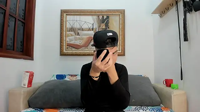 Felipe Cold online show from 12-04-25, 01:59