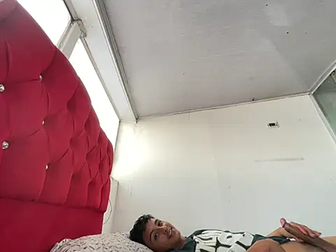 Snapshot of keith_russo chatting on 11-17-25, 10:15 keith russo online show from 11-17-25, 10:15