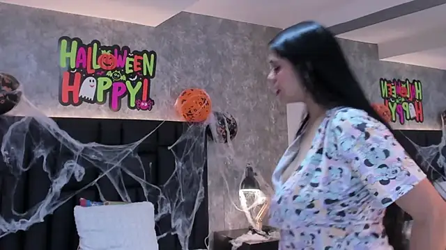 crystaldarliing online show from 10-21-25, 02:29