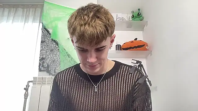 Milk Guy online show from 10-29-25, 01:24