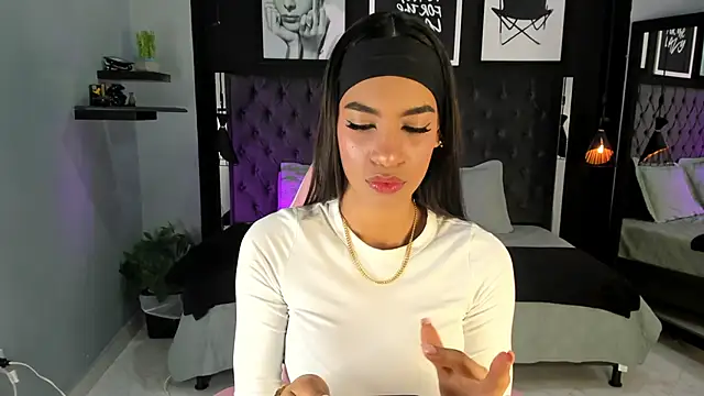 kitty collins  online show from 09-10-25, 10:37