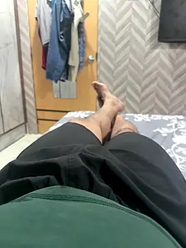 Snapshot of saumon3022 chatting on 11-08-25, 07:34 saumon3022 online show from 11-08-25, 07:34