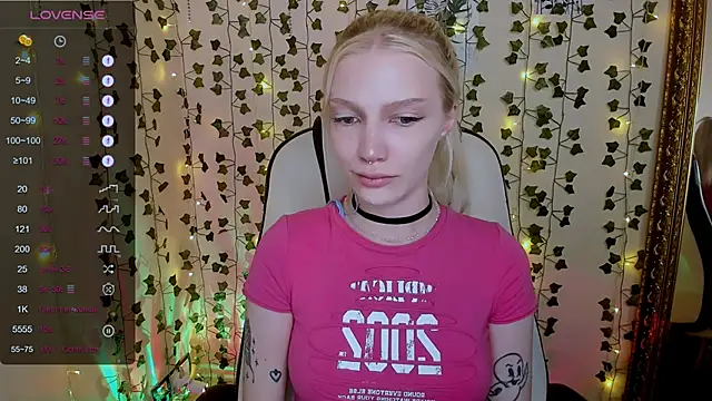 AnyaTaylor  online show from 02-03-26, 06:40