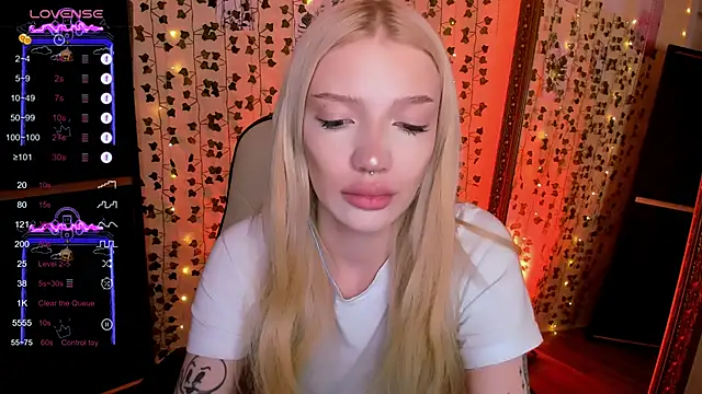 AnyaTaylor  online show from 03-15-26, 02:06