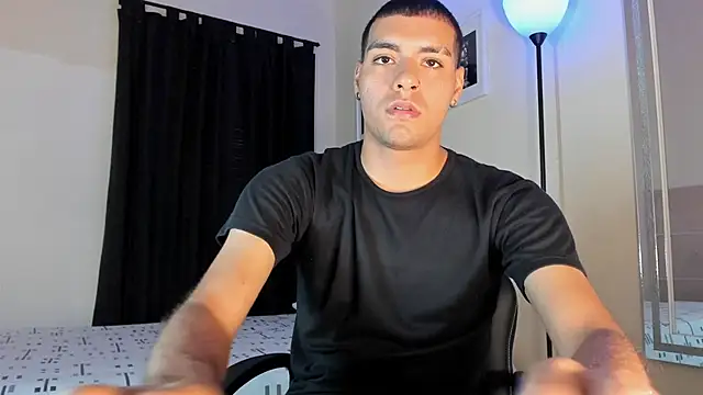 Snapshot of TeamPorn_19 chatting on 10-29-25, 07:04 TeamPorn 19 online show from 10-29-25, 07:04