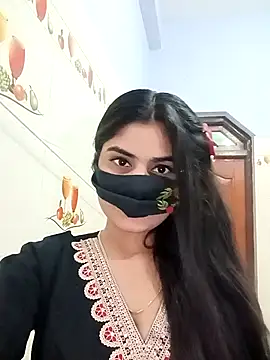 Snapshot of Hot-Soniya733 chatting on 02-17-26, 07:53 Hot-Soniya733 online show from 02-17-26, 07:53