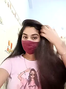 Snapshot of Hot-Soniya733 chatting on 02-24-26, 08:29 Hot-Soniya733 online show from 02-24-26, 08:29