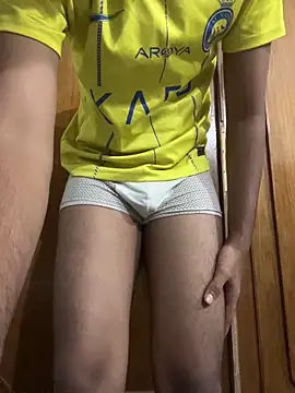 Snapshot of hamstar09 chatting on 09-09-25, 08:19 hamstar09 online show from 09-09-25, 08:19