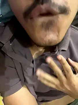 Snapshot of hamstar09 chatting on 09-21-25, 12:51 hamstar09 online show from 09-21-25, 12:51