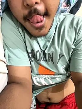 Snapshot of hamstar09 chatting on 10-04-25, 10:35 hamstar09 online show from 10-04-25, 10:35