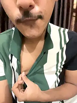 Snapshot of hamstar09 chatting on 10-25-25, 10:12 hamstar09 online show from 10-25-25, 10:12