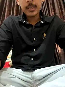 Snapshot of hamstar09 chatting on 11-01-25, 10:39 hamstar09 online show from 11-01-25, 10:39