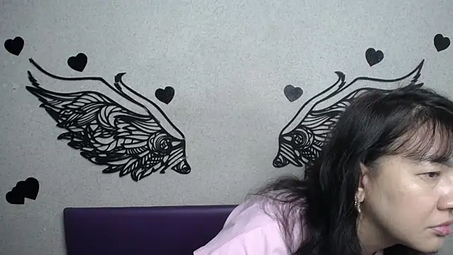 SelenaFly online show from 09-10-25, 05:07