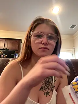 Snapshot of Riley_ray69 chatting on 10-03-25, 02:58 Riley ray69 online show from 10-03-25, 02:58