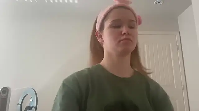 Riley ray69 online show from 12-15-25, 03:38