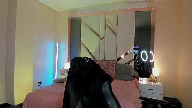 EmmaStonns online show from 02-12-26, 02:34