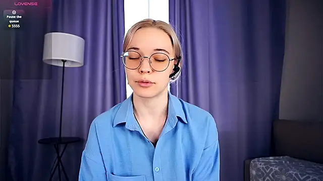 EdaKirkIin online show from 10-03-25, 06:21