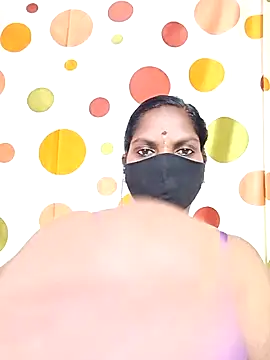 Snapshot of Tamil_Abinaya chatting on 09-10-25, 05:24 Tamil Abinaya online show from 09-10-25, 05:24