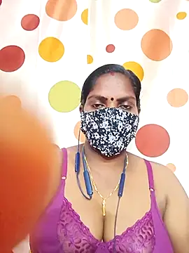 Snapshot of Tamil_Abinaya chatting on 10-25-25, 05:08 Tamil Abinaya online show from 10-25-25, 05:08