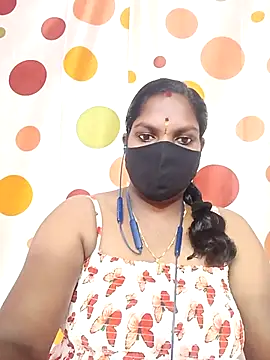 Snapshot of Tamil_Abinaya chatting on 11-10-25, 05:23 Tamil Abinaya online show from 11-10-25, 05:23