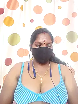 Snapshot of Tamil_Abinaya chatting on 11-11-25, 05:13 Tamil Abinaya online show from 11-11-25, 05:13