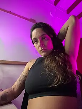 Sophia House  online show from 11-11-25, 01:49