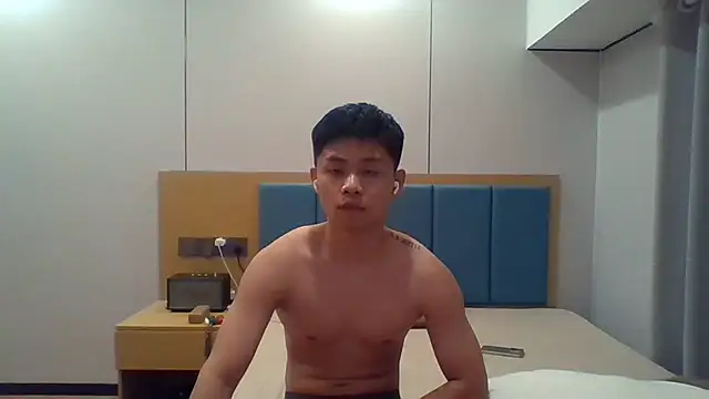 Snapshot of jensenyep chatting on 10-09-25, 04:27 jensenyep online show from 10-09-25, 04:27