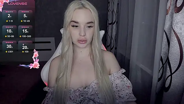 KiraKrox online show from 02-18-26, 08:49