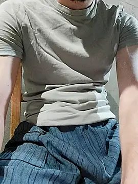 RaoufDz17cm online show from 09-18-25, 08:22