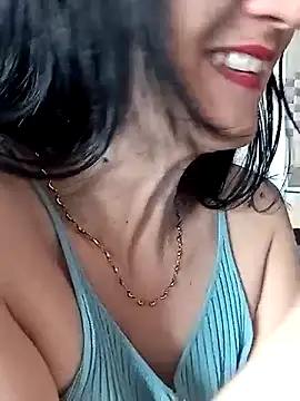 Ternura Prohibida online show from 11-13-25, 05:23