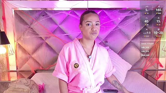 gemma sm online show from 10-23-25, 03:06