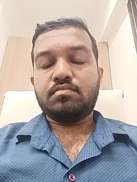 Snapshot of VJ17 chatting on 09-12-25, 05:29 VJ17 online show from 09-12-25, 05:29