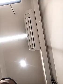 Snapshot of VJ17 chatting on 09-14-25, 05:17 VJ17 online show from 09-14-25, 05:17