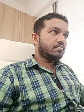 Snapshot of VJ17 chatting on 09-23-25, 05:32 VJ17 online show from 09-23-25, 05:32