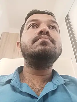 Snapshot of VJ17 chatting on 09-26-25, 05:11 VJ17 online show from 09-26-25, 05:11