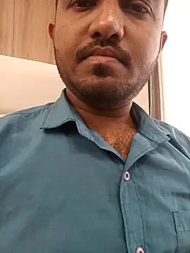 Snapshot of VJ17 chatting on 09-30-25, 05:01 VJ17 online show from 09-30-25, 05:01