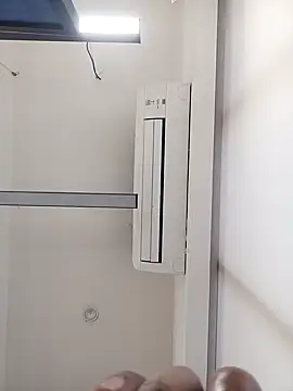 Snapshot of VJ17 chatting on 10-12-25, 09:19 VJ17 online show from 10-12-25, 09:19