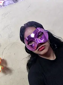 Snapshot of Hot_Alia04 chatting on 10-28-25, 06:06 Hot Alia04 online show from 10-28-25, 06:06