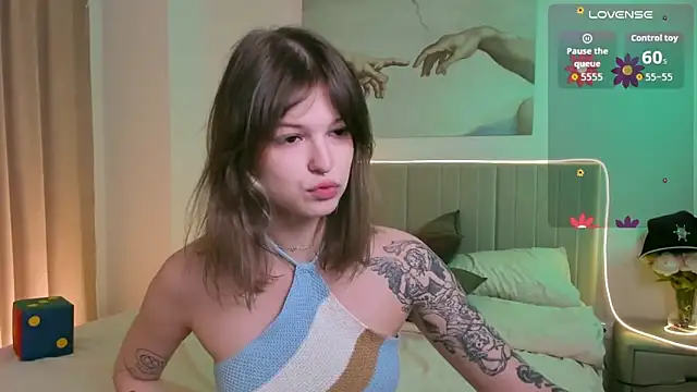 Lisa Blossom online show from 11-24-25, 06:02