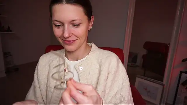 Snapshot of Scorpion_Peach chatting on 11-14-25, 03:11 Scorpion Peach online show from 11-14-25, 03:11