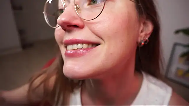 Snapshot of Scorpion_Peach chatting on 11-29-25, 10:29 Scorpion Peach online show from 11-29-25, 10:29