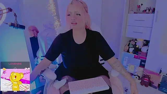 amywilld online show from 03-16-26, 05:44