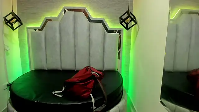  Emily rosee  online show from 10-03-25, 11:29