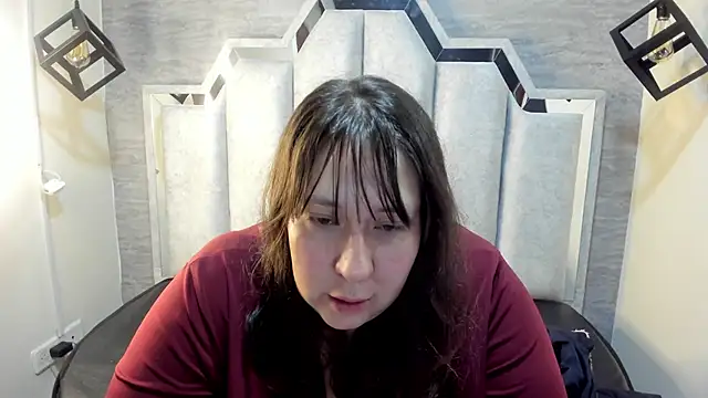  Emily rosee  online show from 10-18-25, 12:17