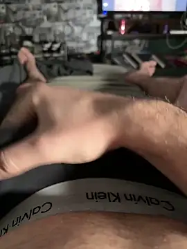 Ggowlad01 online show from 12-14-25, 11:09