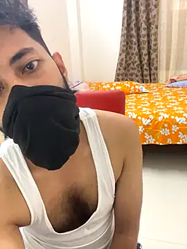 Snapshot of jo_rodriguez chatting on 10-13-25, 11:21 jo rodriguez online show from 10-13-25, 11:21