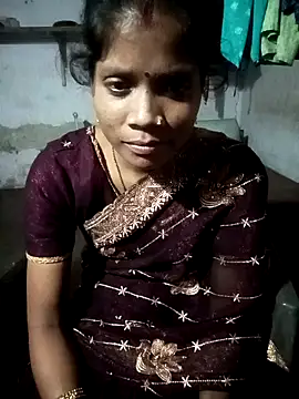 Snapshot of SEXY-MAHI4 chatting on 09-11-25, 05:13 SEXY-MAHI4 online show from 09-11-25, 05:13