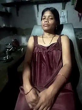 Snapshot of SEXY-MAHI4 chatting on 09-22-25, 06:10 SEXY-MAHI4 online show from 09-22-25, 06:10