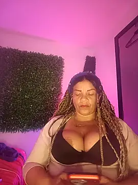 Eva Luxei online show from 10-23-25, 12:37