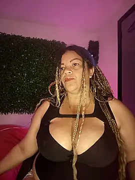 Eva Luxei online show from 10-28-25, 12:09